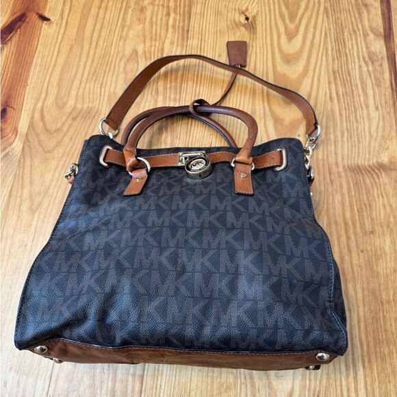 Michael Kors Hamilton Monogram Lock Gold Chain Bag Signature Large Satchel Purse - Picture 9 of 16